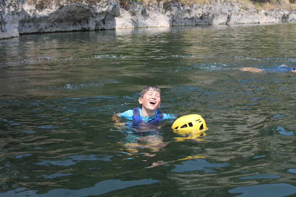 Village Camps International Summer Camp Ard&egrave;che, France 2019-07-26 https://www.villagecamps.com/journals_admin/images/2232-2918-RockJump15 copy.jpg